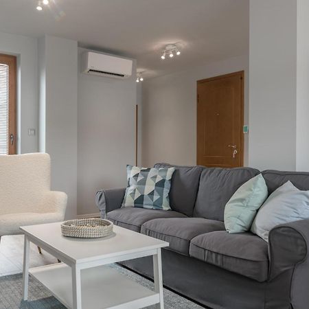 Magdalena Apartment - Two Bathrooms, Perfect City Center 바르나 외부 사진